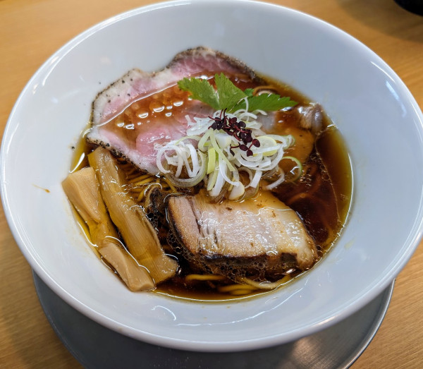 「醬油そば900円」@麺ノ小池の写真