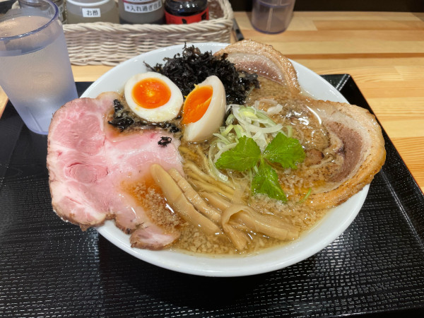 「特選ラーメン」@鮮馬刺よかもん市場 美盛の写真