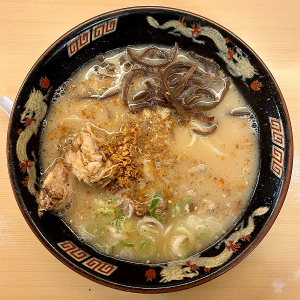 「豚とろラーメン(950円)」@鹿児島ラーメン 豚とろ 天文館本店の写真