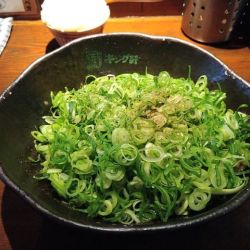 汁なし担々麵・ネギ盛り