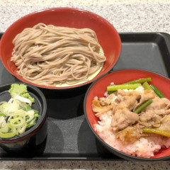 名代 富士そば 綾瀬店の画像