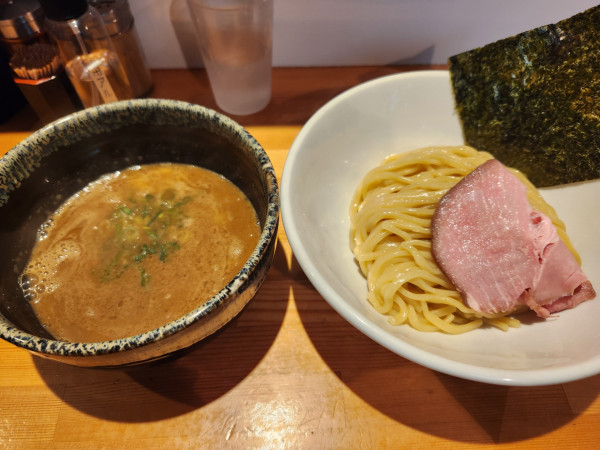 「濃厚つけ麺」@麺処しろの写真