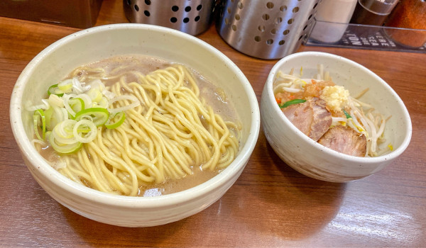 「ドロブタまぜそば（スタベジ）¥1,050」@麺処 一笑の写真