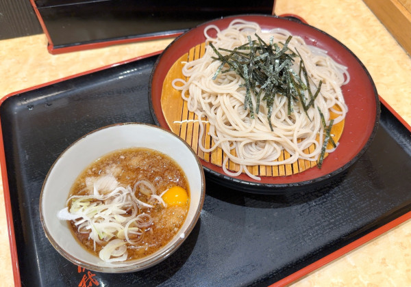 「おろしせいろ(420円)」@小諸そば 代々木店の写真