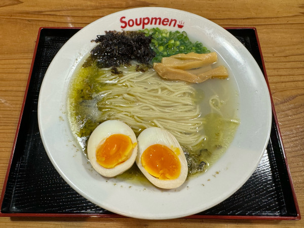 「牡蠣塩らぁ麺 味玉入り　900円」@Soupmenの写真