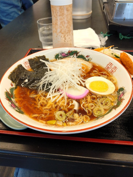 「醤油ラーメン」@憩屋の写真