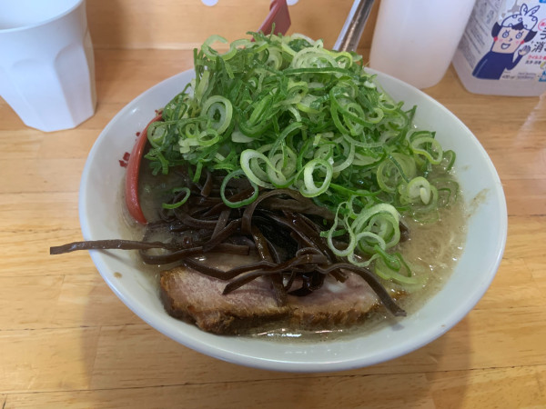 「九条ネギ増し豚」@麺や 木蓮の写真