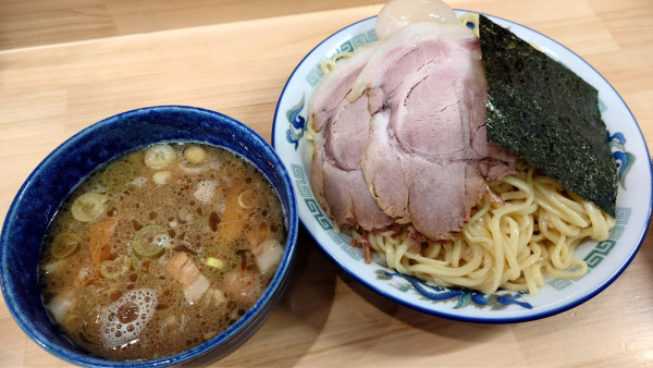 「🍜特製つけそば+中盛」@つけそば 担担麺 航龍の写真