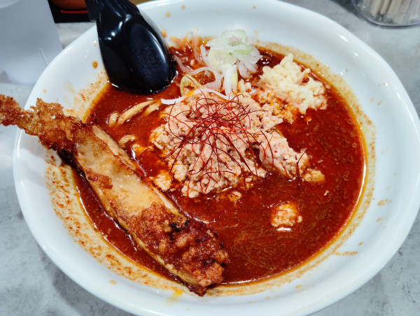 「旨辛魚」@旨辛ラーメン表裏 高田馬場店の写真