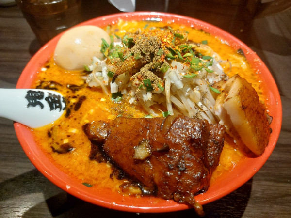 「特製カラシビ味噌らー麺  大盛  カラ増シビ増」@カラシビ味噌らー麺 鬼金棒の写真