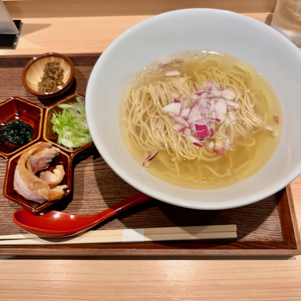 鶏らぁめん(1100円)