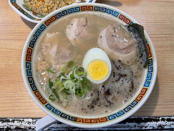 「とんこつラーメンセット　￥１２００」@大門の写真