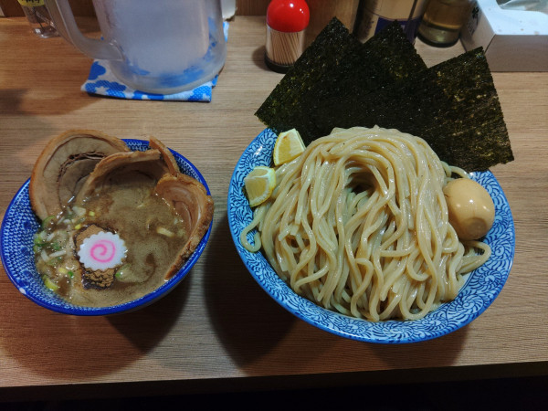 「つけめん　特盛」@伊予源氏車の写真