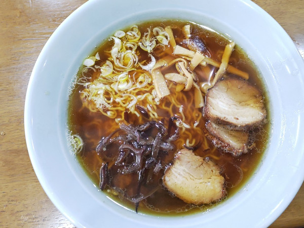 「中華そば（大盛）」@角やの写真