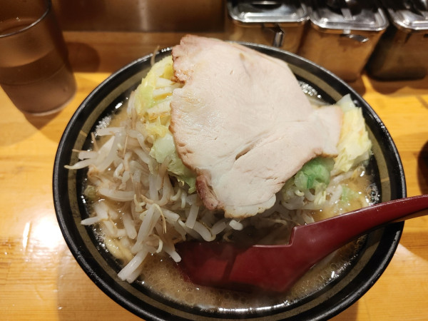「野菜ラーメン」@横浜家系ラーメン 宗八 柏本店の写真