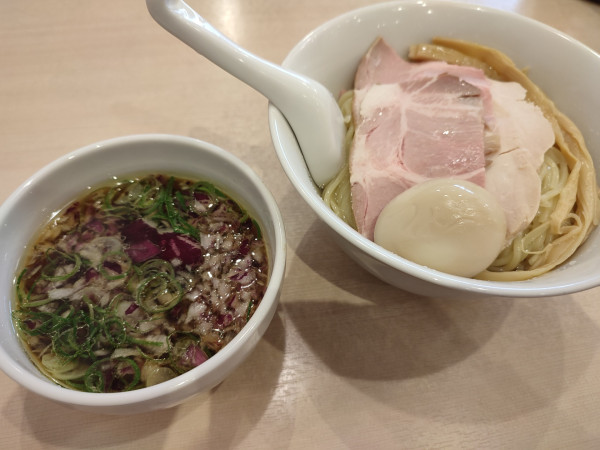 「特製昆布水つけ麺（醤油）」@らぁ麺たけしの写真