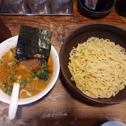 辛味つけ麺、大盛