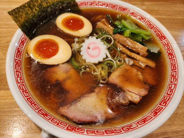 「味玉中華そば」@麺や みかんの写真