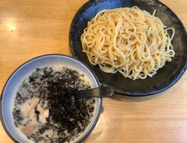 「塩つけ麺　中盛　＋　岩海苔」@つけ麺 ががちゃい 中山店の写真