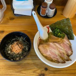 醤油ラーメン&鮭ごはん