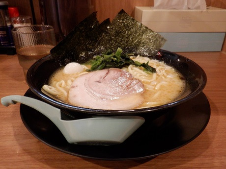 「塩ラーメン　並」@町田商店 新百合ヶ丘駅前店の写真