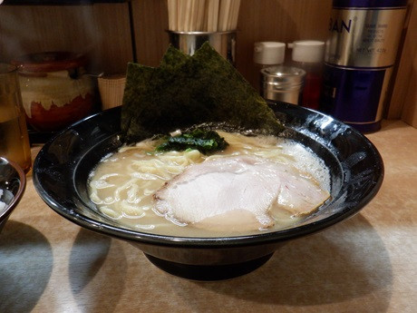 「塩ラーメン」@横浜家系ラーメン 麺屋いぶすけの写真