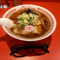 ラーメン並(お土産生麺1玉LINEクーポン)