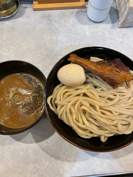 「極太つけ麺　煮干しと鶏のスープ」@濃厚白湯らーめん3の写真