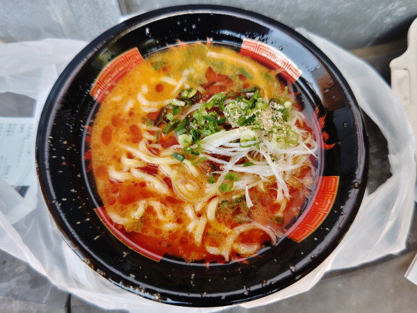 「西安濃厚担々麺」@西安餃子 西武ドーム店の写真