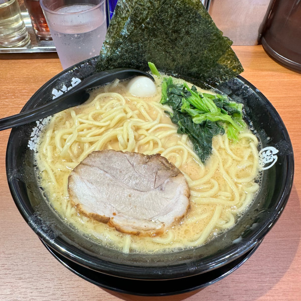 「みそらーめん」@横浜家系ラーメン 大和家 半田店の写真