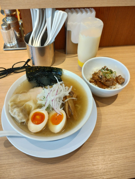 「特製中華そば（塩）　1200円」@中華そば やなぎやの写真