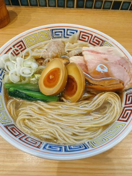 「特製中華そば」@ほっこり中華そば もつけの写真