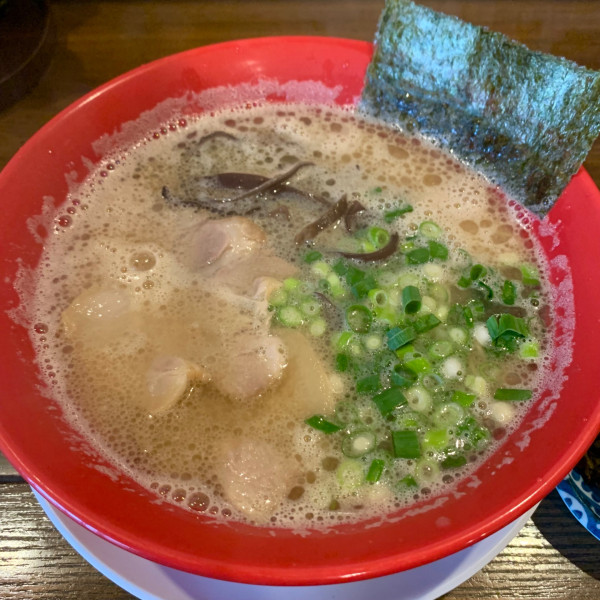 「博多とんこつらーめん730円 辛子高菜40円」@博多長浜らーめん とんこつとん太の写真