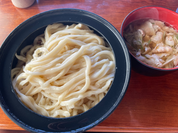 「塩肉ネギ・麺を特大」@元祖田舎っぺうどん 本店の写真