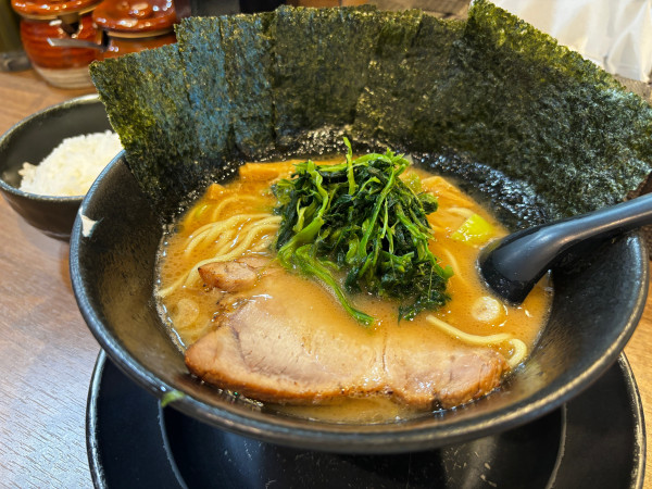 「大和田ラーメン（醤油）＋のりトッピング」@麺屋 大和田の写真