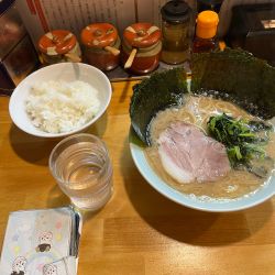 海苔ラーメン硬め濃いめ、ライス