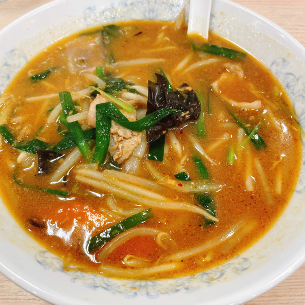 「みそラーメン（0.5玉）580円」@ぎょうざの満洲 おおたモール店の写真