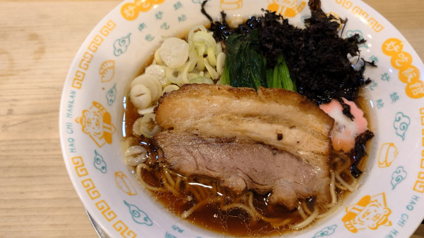 「夜鳴きそば　東　900円」@中華そば すばる食堂の写真