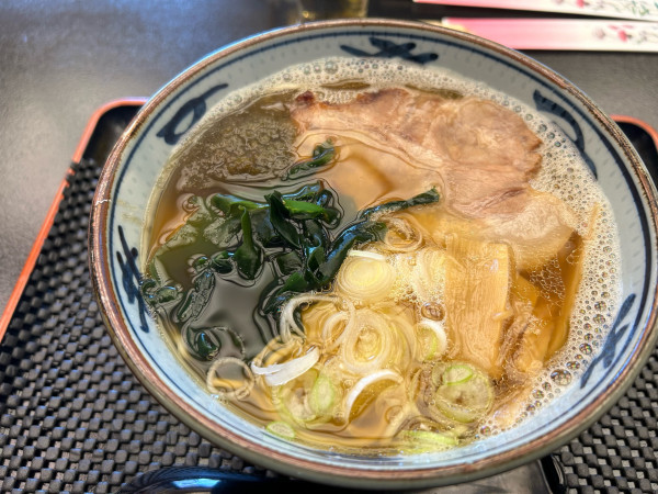 「厳選7種の煮干しそば　醤油　900円」@GOTOKU 礼の写真