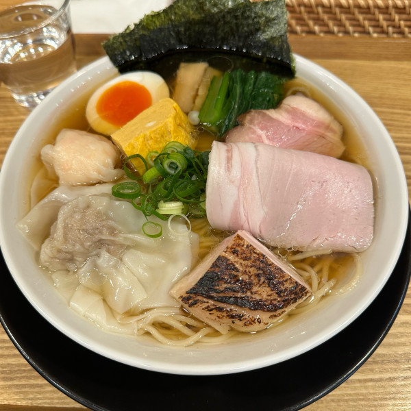 「さくららーめん薄口」@麺屋 さくらの写真