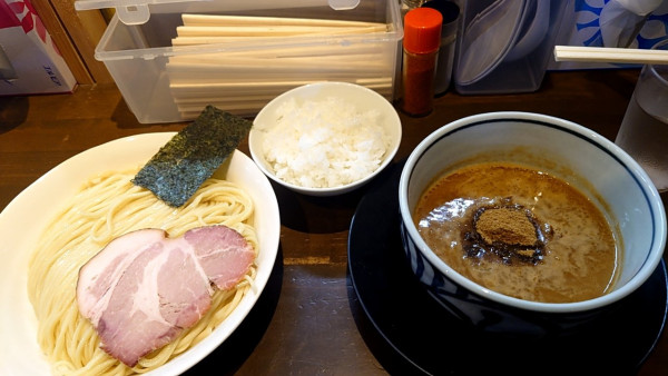 「鳥豚魚介つけめん」@ラーメン ますだやの写真