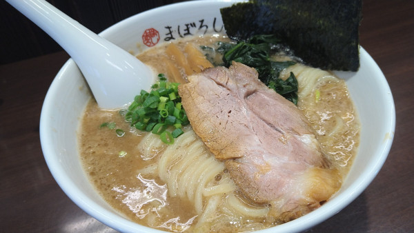 「らーめん、大盛り」@豚骨醤油らーめん まぼろしの写真