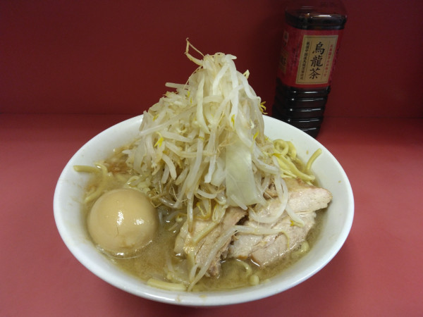 「小ラーメン、味玉」@ラーメン二郎 ひばりヶ丘駅前店の写真