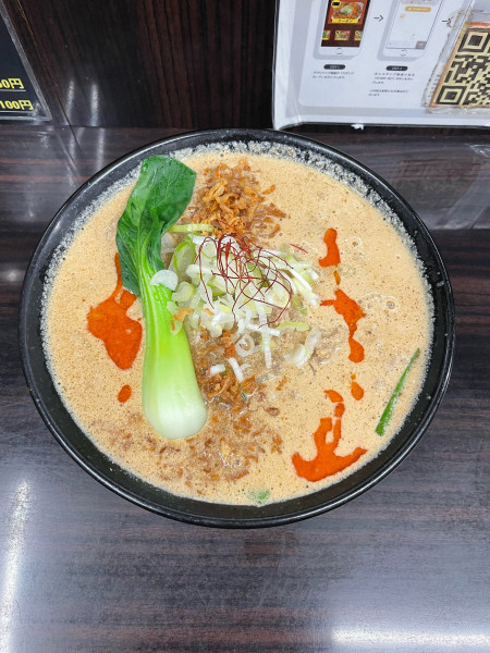 「胡麻カレー坦々麺(1200円)」@元祖カレータンタン麺 征虎 総本店の写真