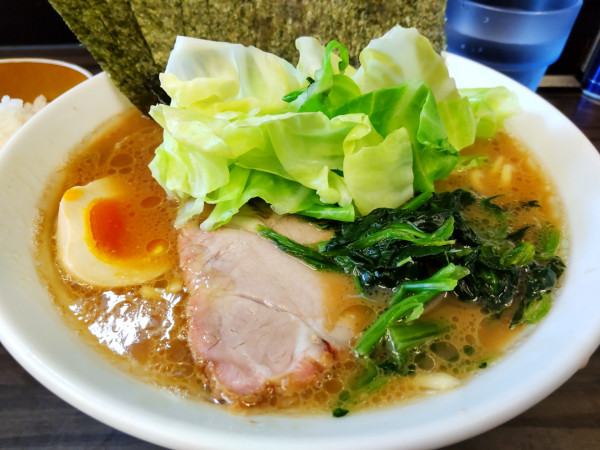 「特製朝ラー 並+のり」@横浜家系らーめん 武術家の写真