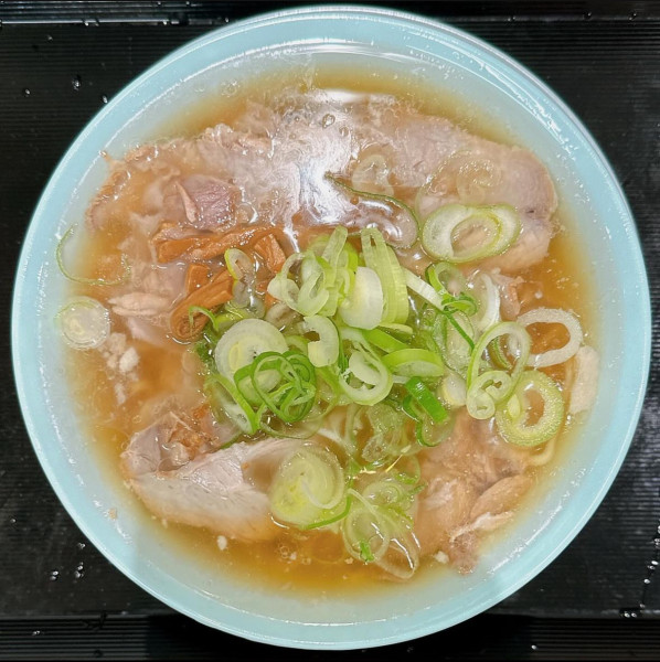 「中華そば」@新橋ニューともちんラーメン 川崎駅前店の写真