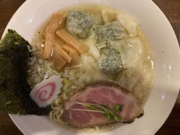 「塩ワンタンめん 1000円」@麺工房 空と太陽の写真