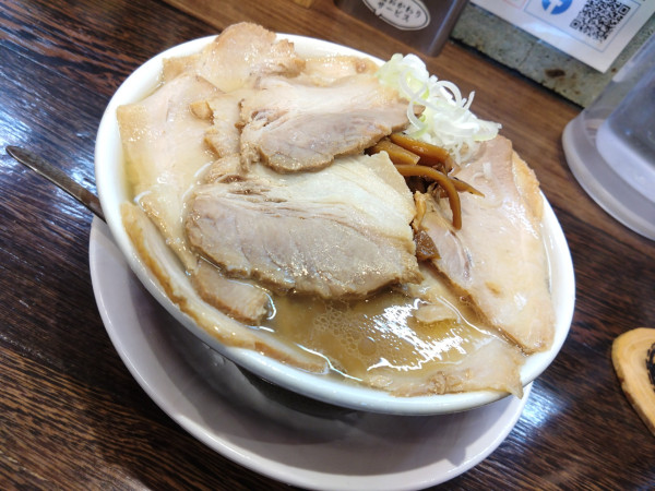 「限定 三上のバラそば 1000円」@中華そば ひらこ屋の写真