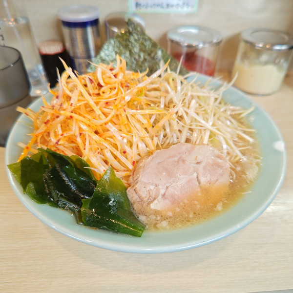 「ねぎねぎラーメン（中 225g）」@ラーメン 〇一の写真