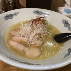 鶏白湯らーめん¥1,030+大盛り¥130